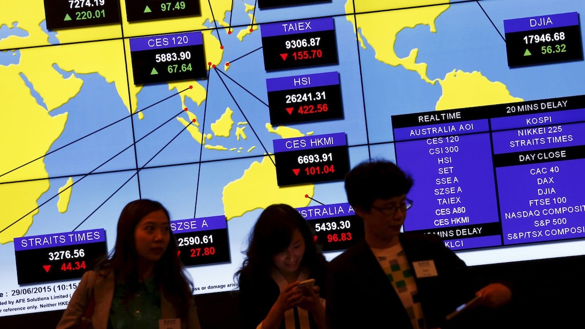 Asian stocks slump as chip selloff deepens