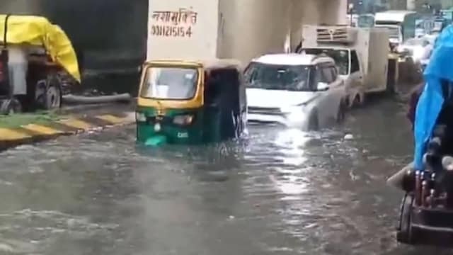 Heavy rain threat in Odisha, Chhattisgarh; Delhi may see showers