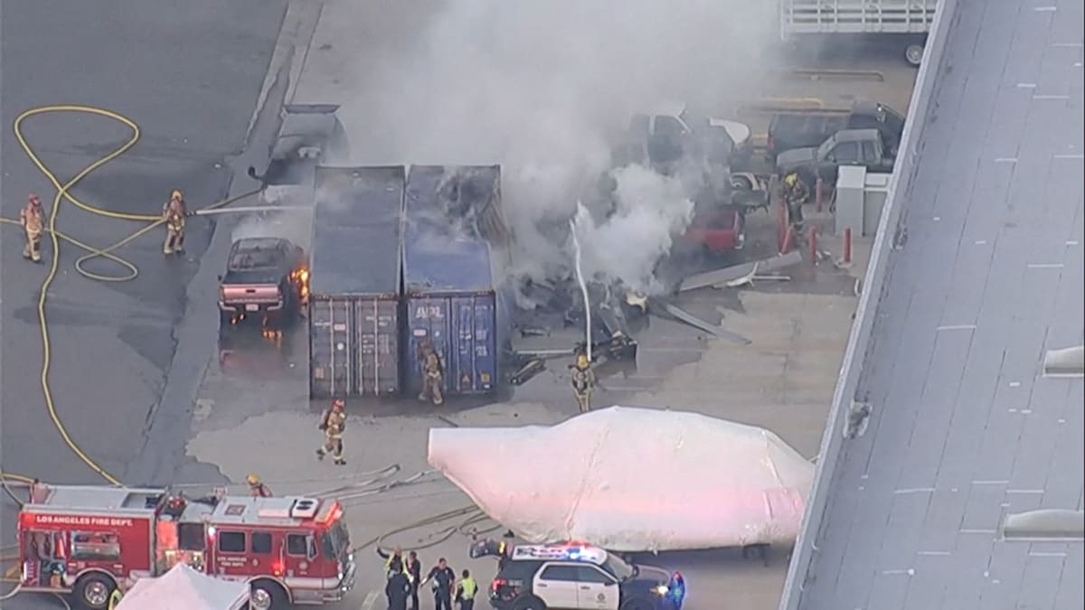 NBC4 News Helicopter Crashes Near Los Angeles Bus Collision