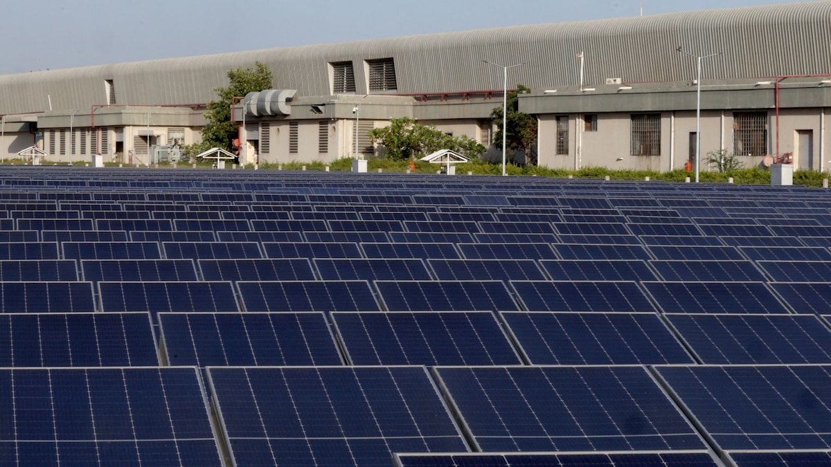 CEA proposes mandatory battery storage for new solar, wind projects from July 2027
