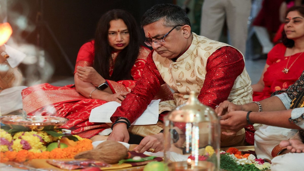 NSE Denies Ashishkumar Chauhan Is in Tata Sons Race