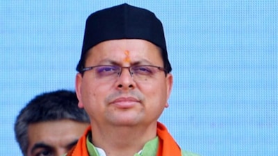 CM Dhami Orders Urgent Evacuation of Trekkers Stranded in Uttarkashi Snowfall