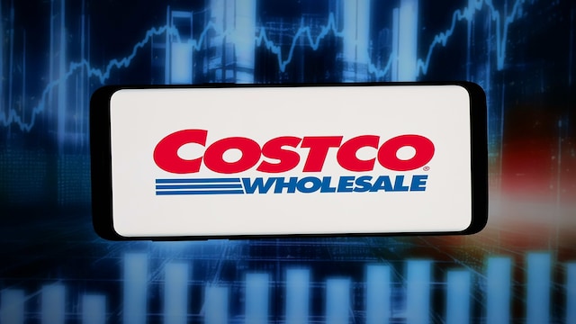 Costco just reported strong earnings. Goldman Sachs sees a sharp move higher for the stock Costco just reported strong earnings. Goldman Sachs sees a sharp move higher for the stock