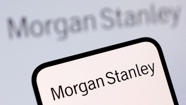 Morgan Stanley staffer accidentally emails internal list of over 100 investment-banking deals to clients Morgan Stanley staffer accidentally emails internal list of over 100 investment-banking deals to clients