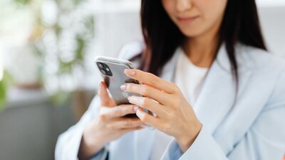 People are keeping their phones for longer | The smartphone upgrade cycle has already been getting longer. In 2014, 44% of iPhone owners replaced their phones every one to two years, according to Consumer Intelligence Research Partners data cited by The Atlantic. Today, consumers are increasingly keeping their smartphones for three years or longer, while 76% of buyers say they would wait until new capabilities feel worth the cost before upgrading. (Image: Canva)