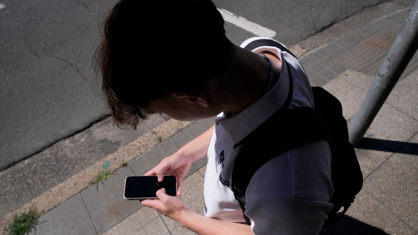 The Button We Desperately Need to Shut Off the Noise