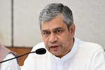 India collects ₹3.25 lakh crore in taxes after giving mobile makers ₹19,000 crore in incentives