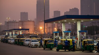India Protects City Gas Users Amid Hormuz Crisis Threatening LNG Demand