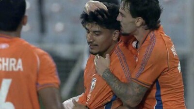 Lightning Halts India-Uruguay Friendly at 1-1 After Thapa Strike