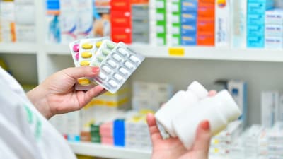 Tamil Nadu Hospitals Halt Trilingual Medicine Covers Amid Political Row