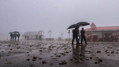 IMD Weather Update: Heavy Rain Expected in South India While Delhi Enjoys Clear Skies