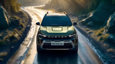 Renault Duster Strong Hybrid Unveiled with 29 kmpl Mileage and Bookings Open