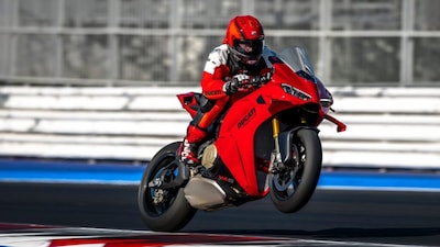 Ducati 2027 Panigale V4
