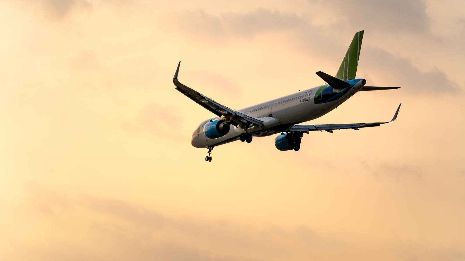 Tel Aviv-Vienna flight makes emergency landing in Bulgaria after bomb threat