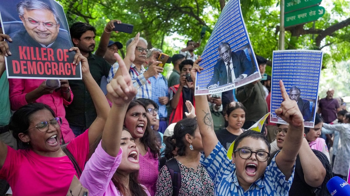 INDIA Bloc Parties Plan Delhi Protest Against SIR