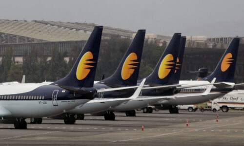 With Rs 1,323 crore losses, Jet Airways readies plan to sell JetPrivilege stake, wet-lease small planes