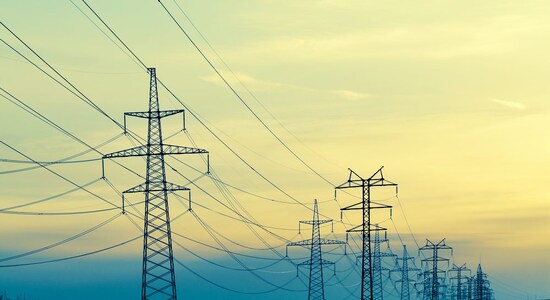 Gujarat reports a power deficit of 7% in April and May