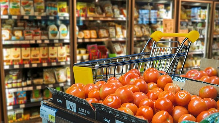 In the battle for India39;s complicated grocery consumer, there are no clear winners - CNBCTV18