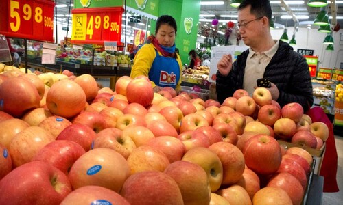 US proposes tariffs on $50 billion in Chinese imports