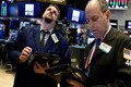 Wall Street edges higher as upbeat earnings dampened by trade, shutdown woes