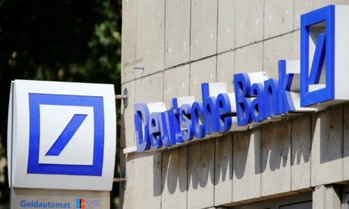 Deutsche Bank swings to full year profit after weak fourth quarter