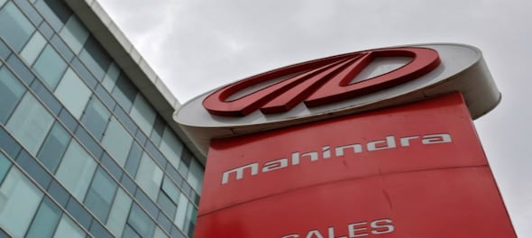 M&M auto sales meet street expectations; tractor sales rise 3%