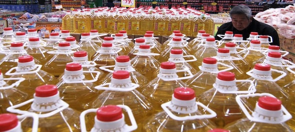 Cooking oil gets costlier due to expensive imports from Malaysia and Indonesia