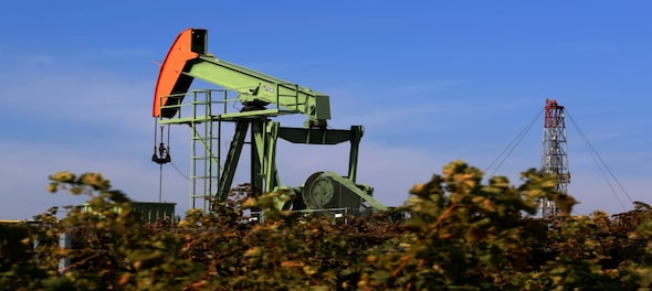 Oil prices edge up on report of lower US crude inventories