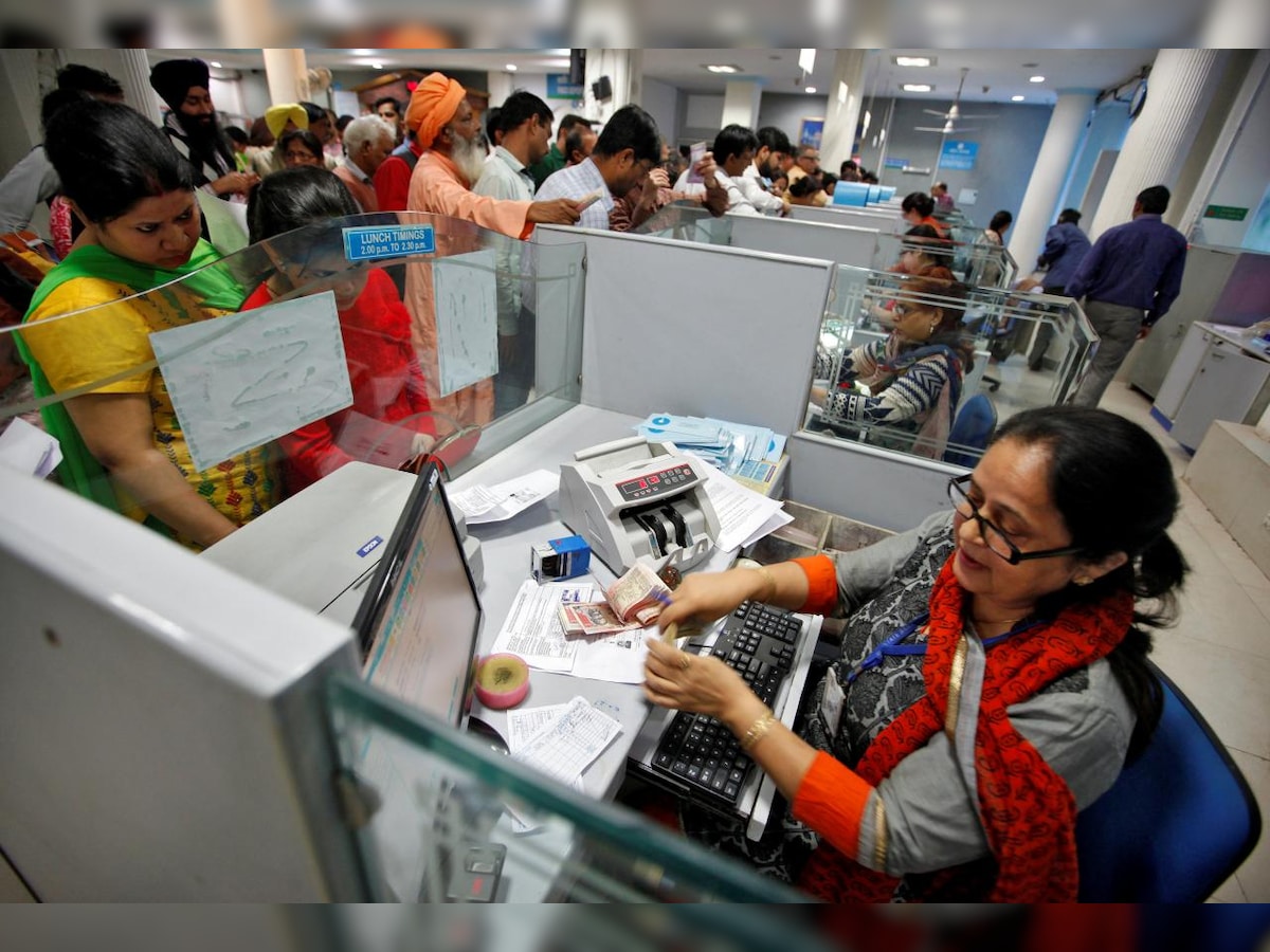 india's service sector activity falls to 6-month low amid inflationary pressures, report