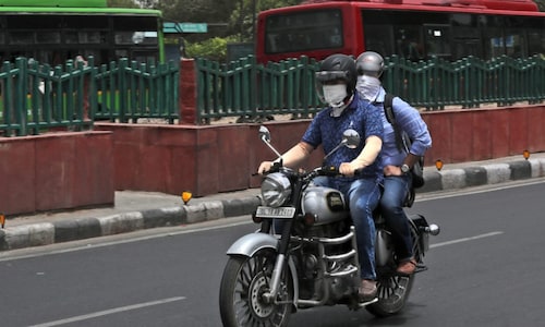 New Delhi orders construction halt as pollution levels soar