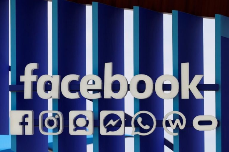 Image result for Facebook says glitches affecting across platforms resolved
