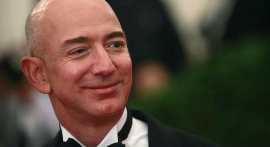 This is billionaire Jeff Bezos' daily routine and it sets him up for success