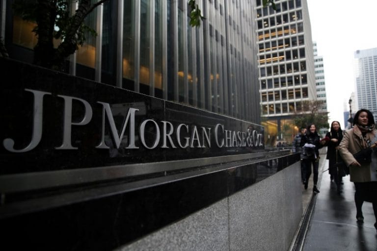 Barclays Jp Morgan Among Banks Facing Uk Class Action Over Currency - 