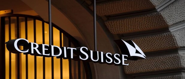 Despite weakening loan demand, Credit Suisse has 'outperform' call on these three banks