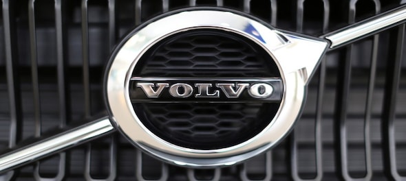 Volvo India opens bookings for S60 luxury sedan