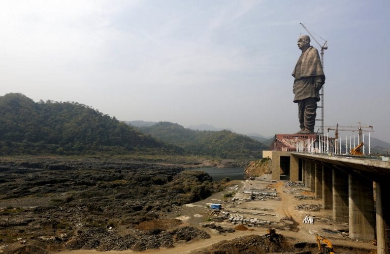 statue of unity cost to build