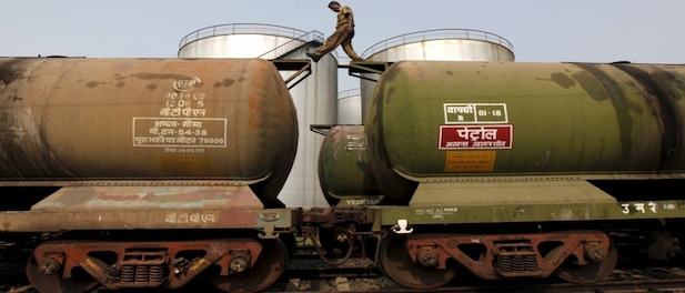 HPCL to buy Iranian oil in Jan after six-month gap