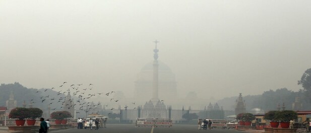 Rain worsens pollution, Delhi's air quality in 'very poor' category