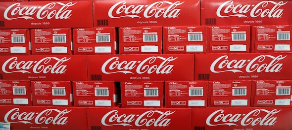 Coke, Pepsi step up to produce more low-sugar carbonated drinks, says report