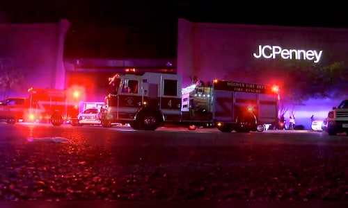 Shooting leaves 1 dead and 2 wounded in a shopping mall in the US ...