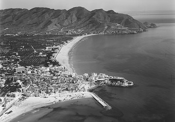 Itsy-bitsy in Benidorm: The story of the first city in Spain that ...