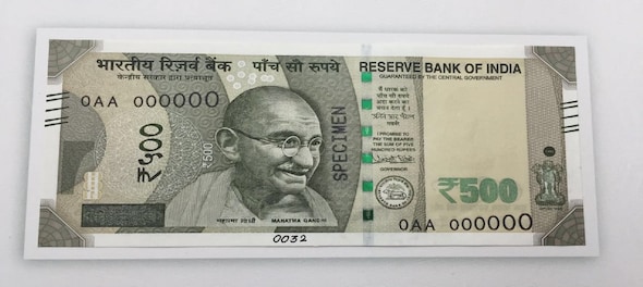 Fact Check | Are Rs 500 notes with green strip near Gandhi's picture fake? Check here