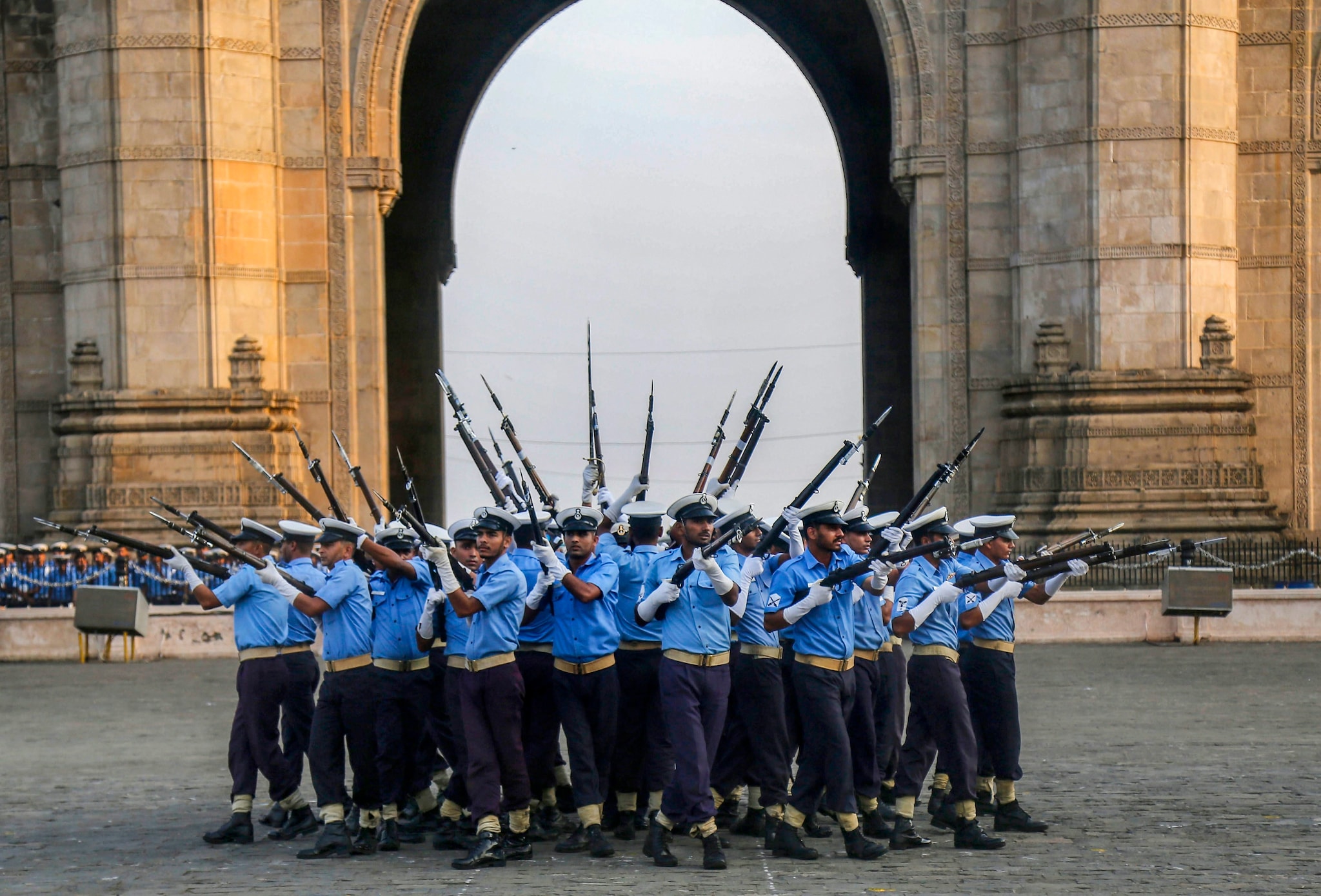 india-celebrates-navy-day-leaders-salute-the-guardians-of-the-sea