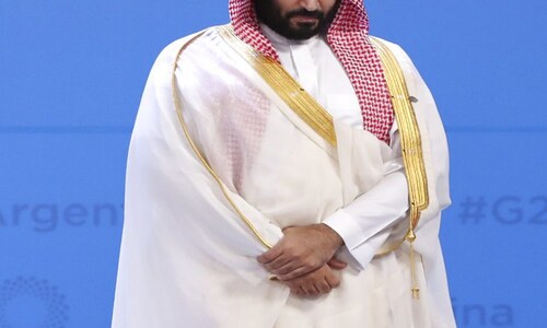 Qatar ruler skips Saudi-hosted Gulf summit amid boycott