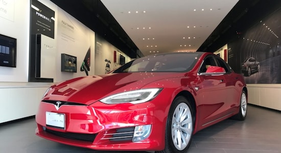 Tesla to cut production hours for Model S and X