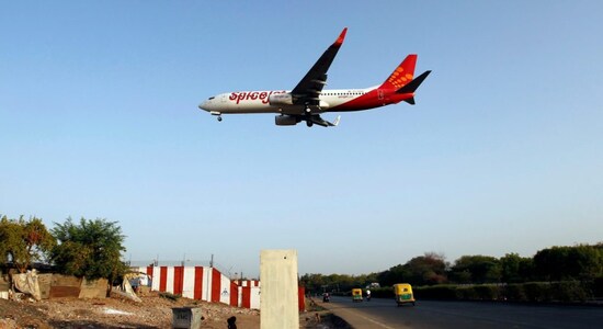 Flyer recounts 5 minutes of horror on SpiceJet flight from Mumbai to Durgapur