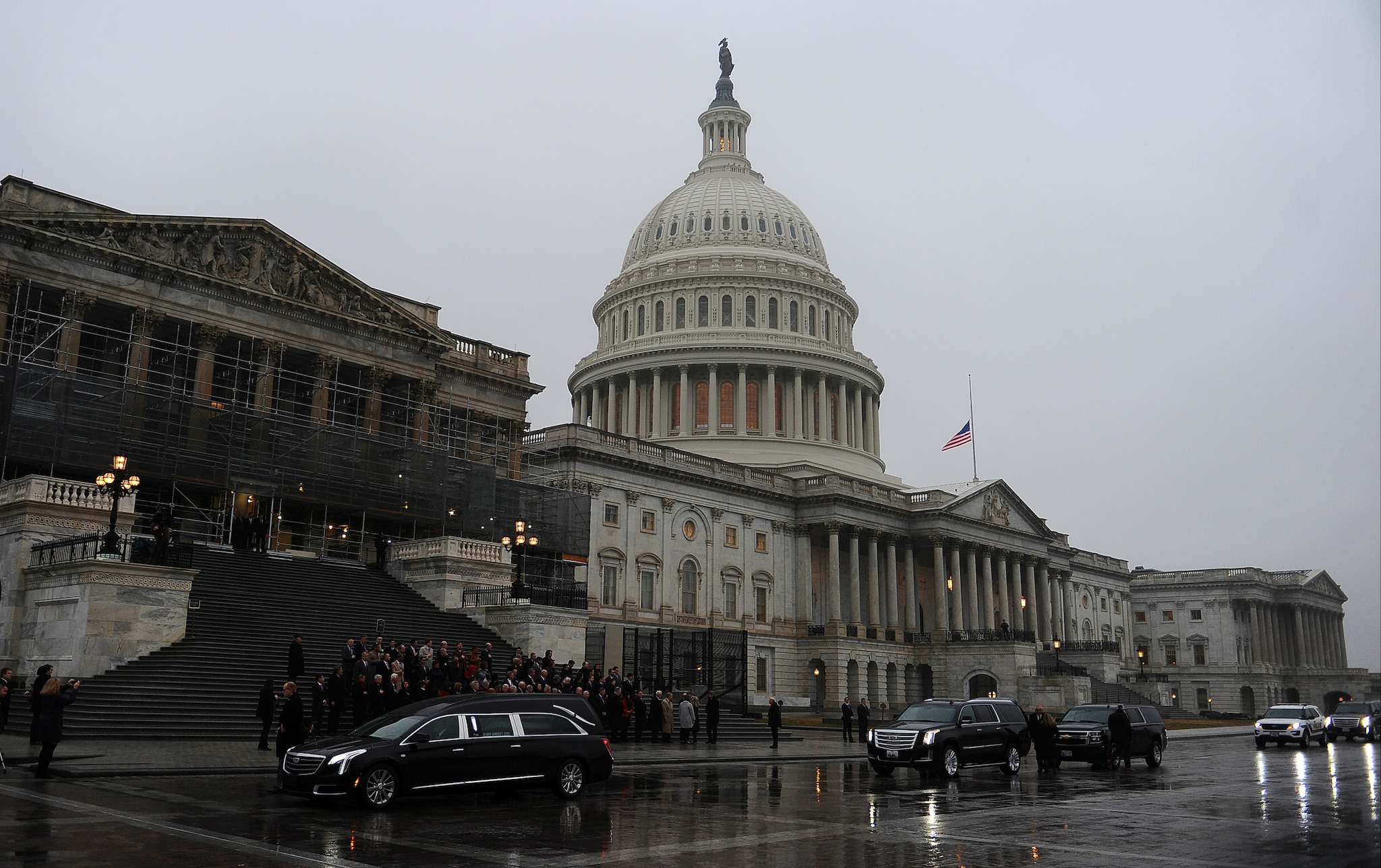 US Senate Passes Bipartisan $1 Trillion Infrastructure Bill - CNBC TV18