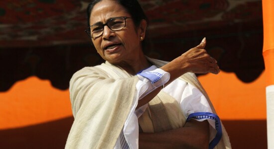 'It will be a combination government at the centre after polls', says Mamata Banerjee