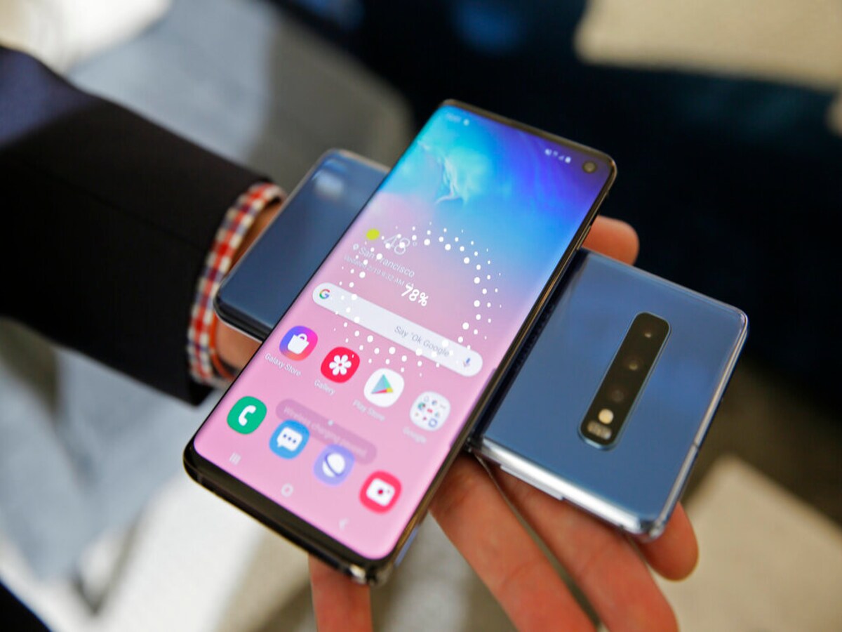 Samsung Galaxy S10 to feature built-in cryptocurrency wallet - CNBC TV18