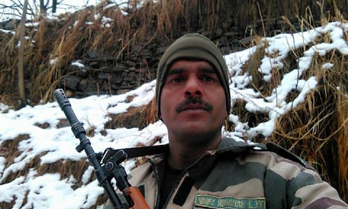 Lok Sabha Elections 2019: "Will contest against PM Narendra Modi from Varanasi," says sacked BSF soldier